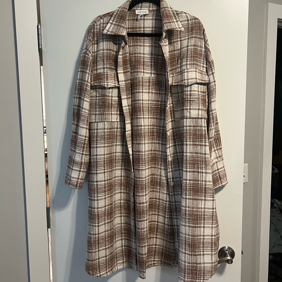 Like New VICI longline Shacket - Picture 1 of 4